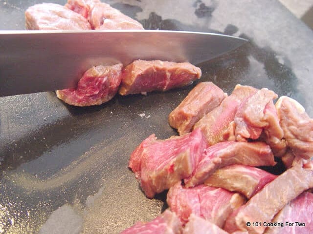 trim steak cut sirloin steak into cubes