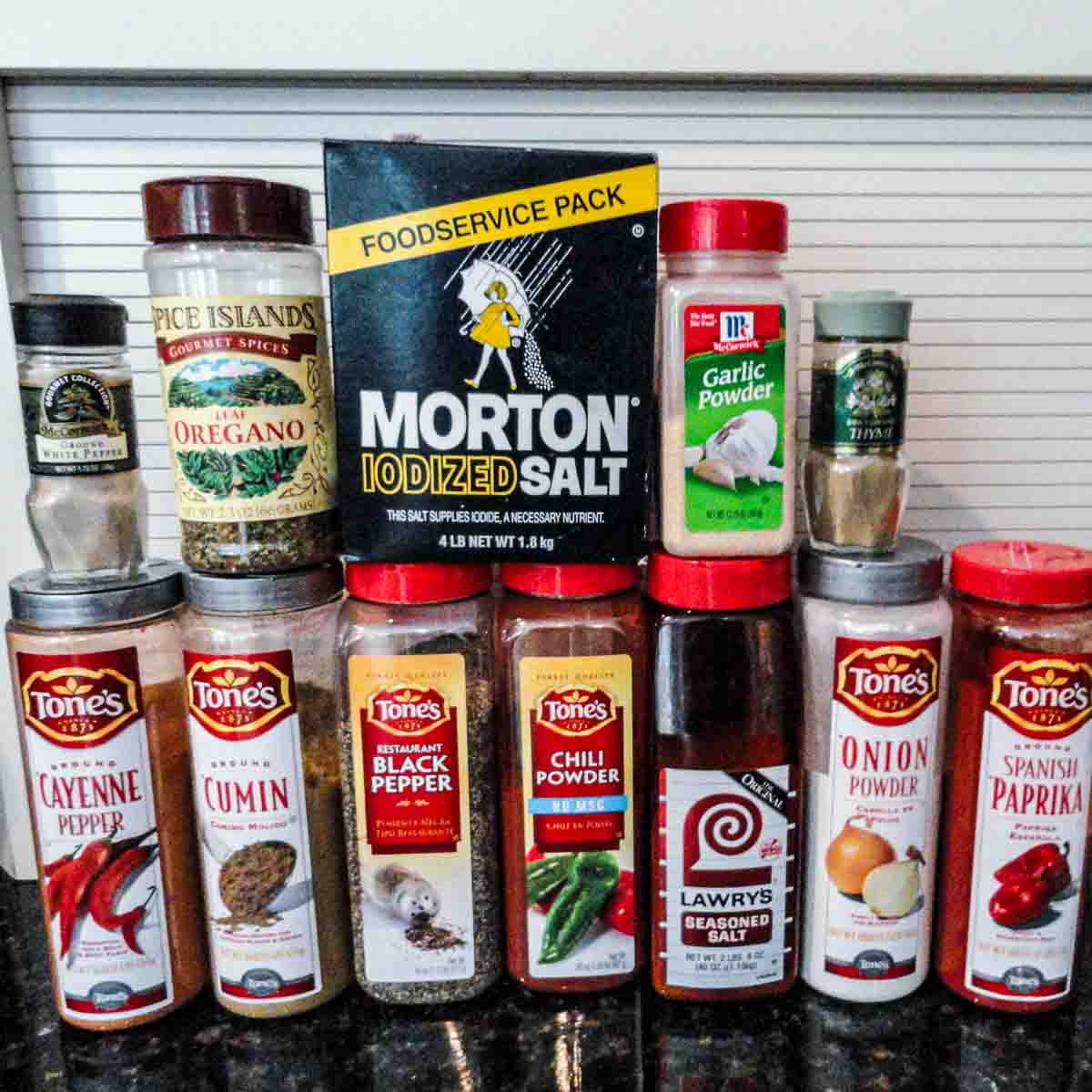 ingredients for black magic rub