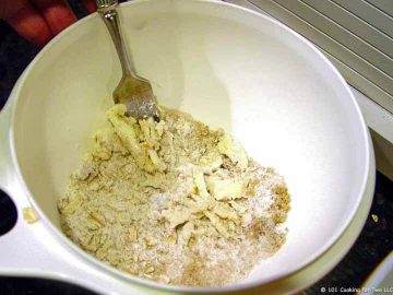 cut butter into topping