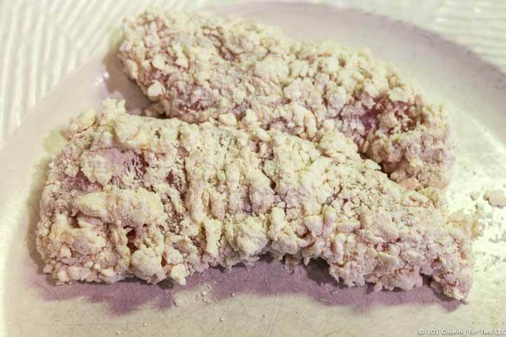 Chicken tenders with raw chunky coating