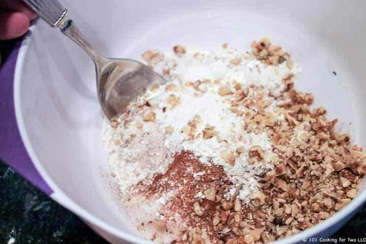mix all dry ingredients in bowl