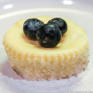 cheesecake cupcake with berries