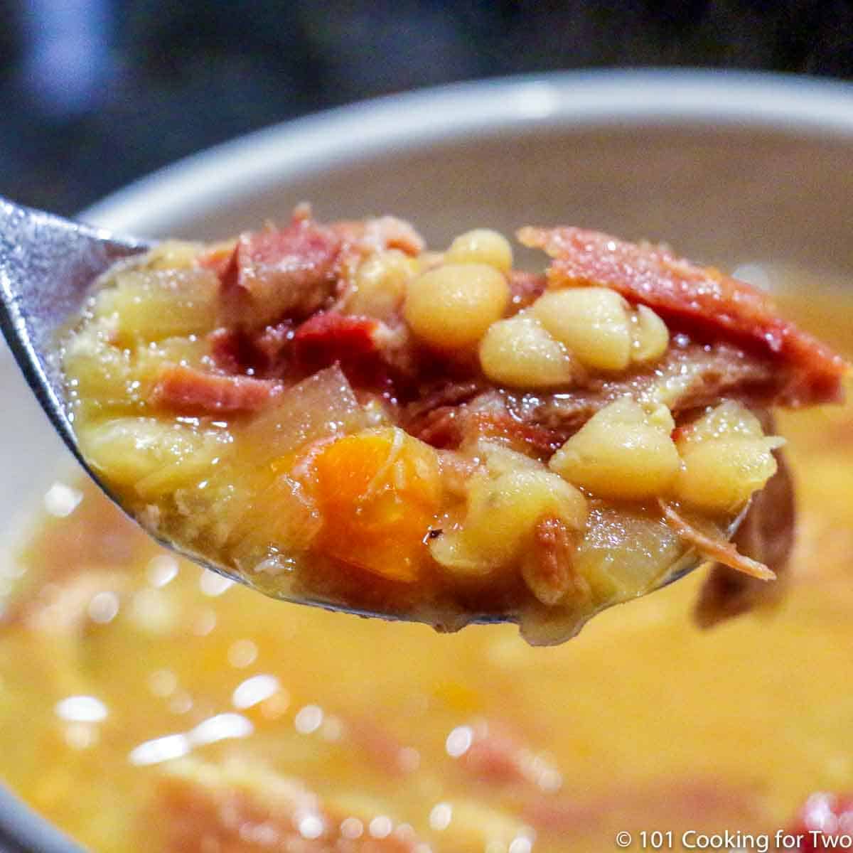 Crockpot bean soup deals