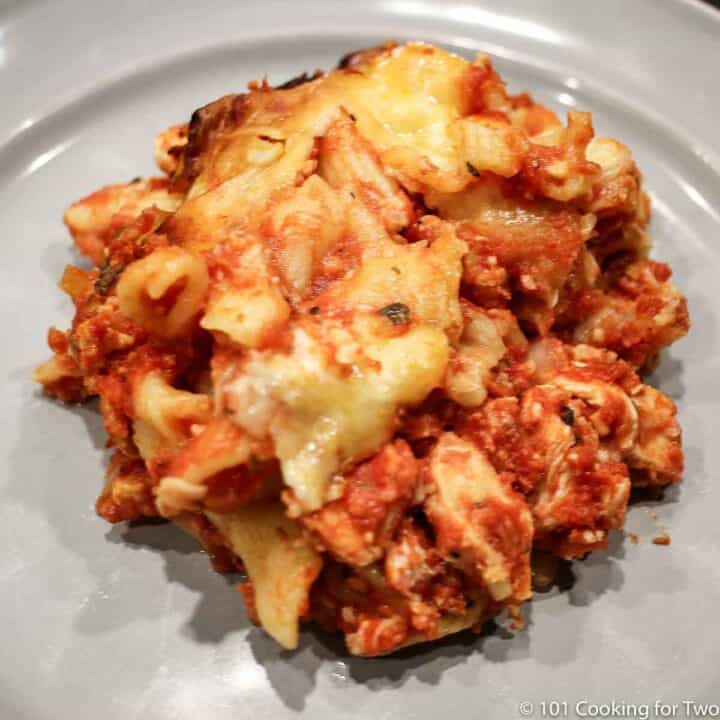 image of chicken ziti on a gray plate