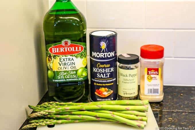 image of asparagus with oil and seasoning