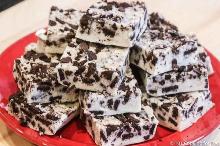 pile of oreo fudge on red plate