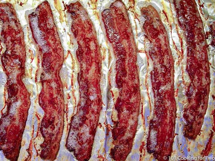 cooked bacon on tray