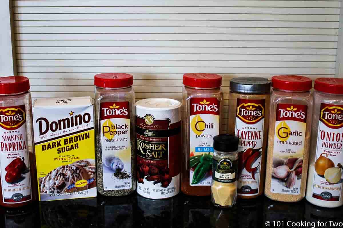 multiple spices as ingredients for the rub