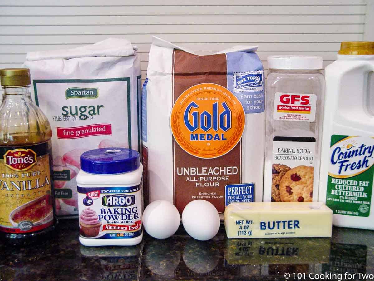 flour with sugar and ingredients for scones