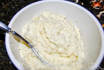 mashed cauliflower in a bowl