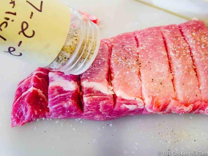 Seasoning boneless pork ribs