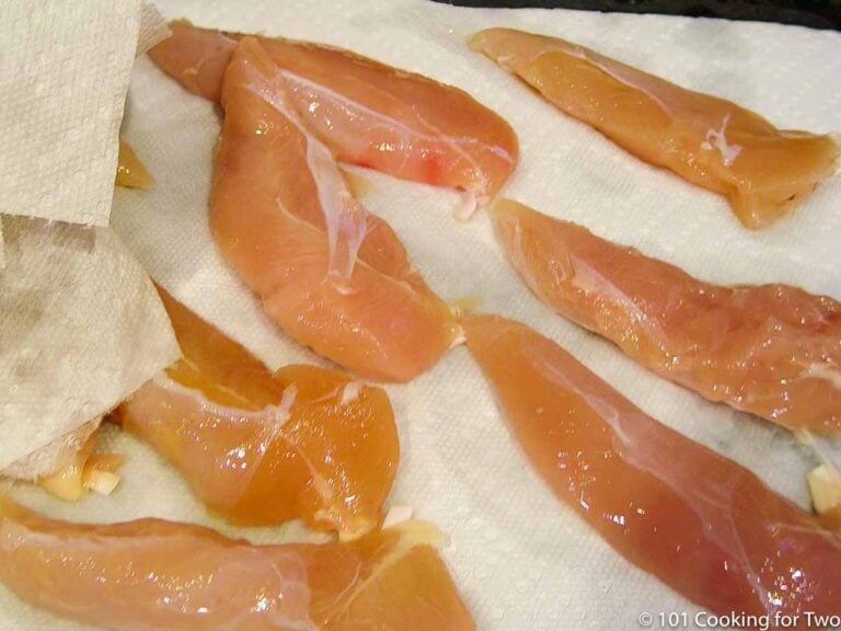 drying chicken tenders on paper towel
