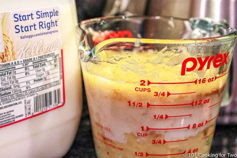 2 cup measuring cup with ingredients