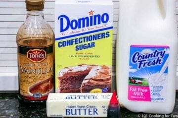 powder sugar with milk and frosting ingredients