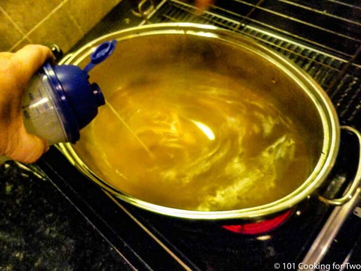 making gravy in roaster_