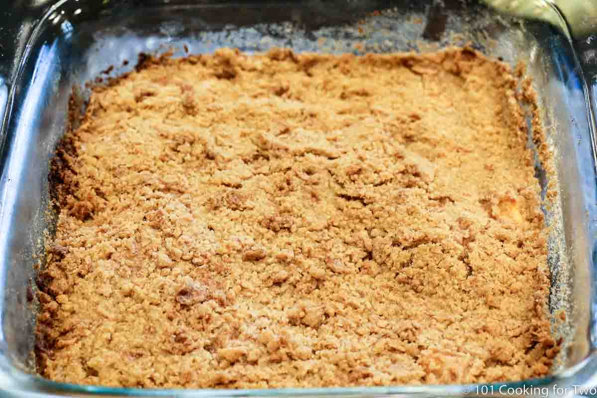 goldern brown apple crisp out of the oven.