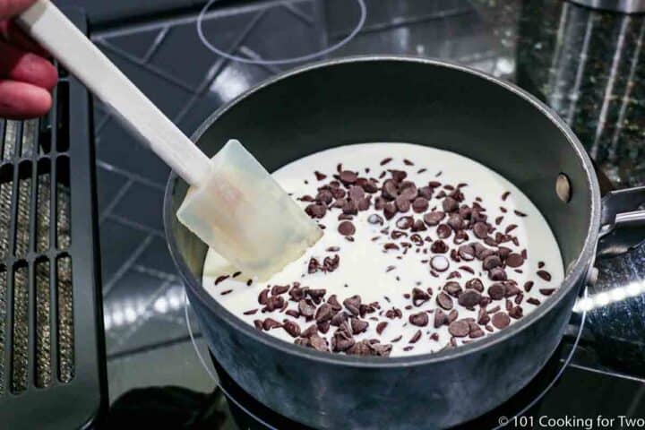 melting chocolate in cream for topping