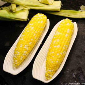 corn on the cob in serving trays B