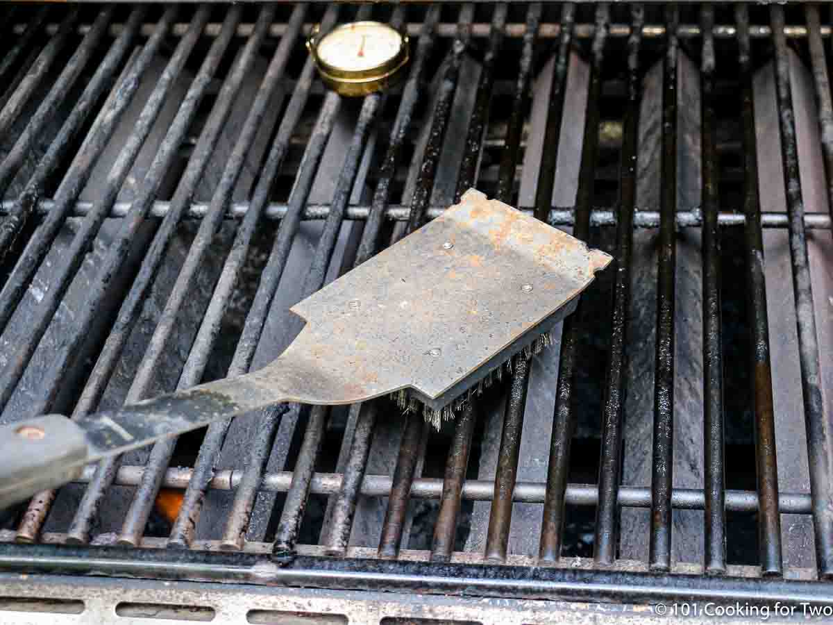 cleaning and oiling grill grates..