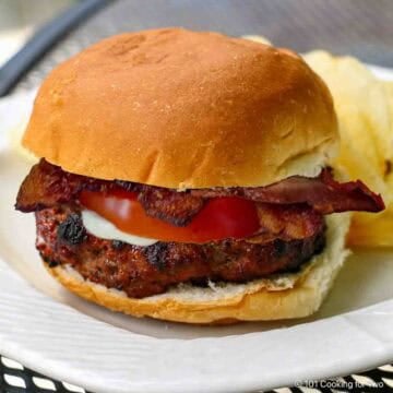 Smoked hamburger with toppings.