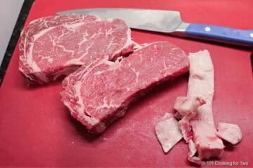 Trim easlily trimable fat.