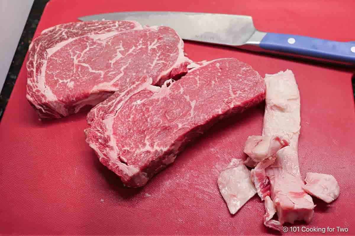 Trim easlily trimable fat.